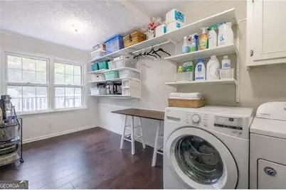 945 E Riverbend Drive SW, Lilburn, GA 30047 - Photo 18