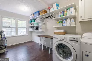 945 E Riverbend Dr SW, Lilburn, GA 30047 - Photo 18