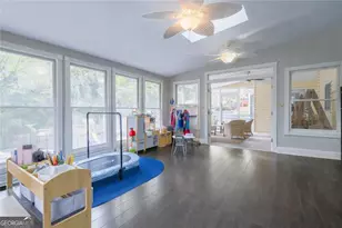 945 E Riverbend Dr SW, Lilburn, GA 30047 - Photo 14