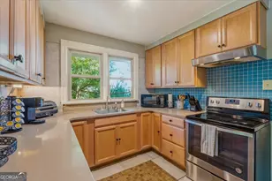 1021 Lanier Blvd, Brunswick, GA 31520 - Photo 10