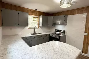 403 Broxton Ln, Manchester, GA 31816 - Photo 8