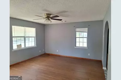 37 Faison Street, Baxley, GA 31513 - Photo 6