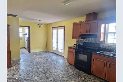 37 Faison Street, Baxley, GA 31513 - Photo 2