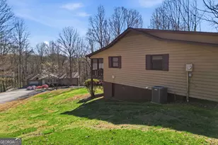 2083 Wood Lake Ln, Young Harris, GA 30582 - Photo 12