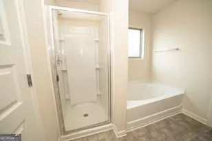 376 Pernell Dr, Hampton, GA 30228 - Photo 2