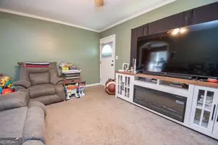 313 Mobley St, Griffin, GA 30223 - Photo 8