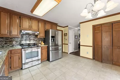 2080 Furlong Run, Lawrenceville, GA 30043 - Photo 14