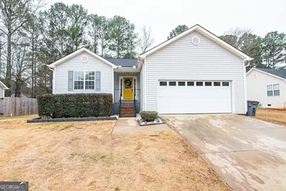 124 Woodridge Circle, Lagrange, GA 30241 - Photo 1