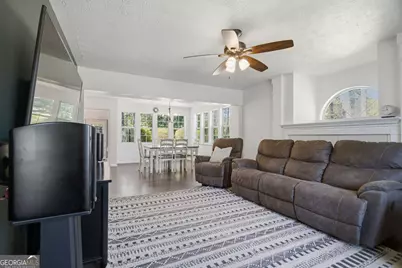 57 Biltmore Circle, Sharpsburg, GA 30277 - Photo 16