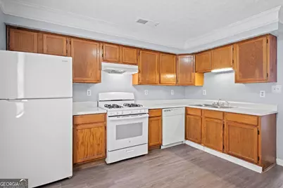 356 N 19th Street #B, Griffin, GA 30223 - Photo 4