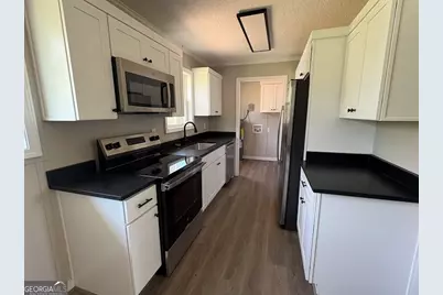 2446 Hoke Dickerson, Elberton, GA 30635 - Photo 2