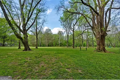 2555 Arden Road NW, Atlanta, GA 30327 - Photo 58