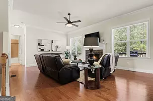 10130 Peaks Pkwy, Alpharetta, GA 30004 - Photo 10