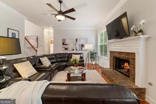 10130 Peaks Pkwy, Alpharetta, GA 30004 - Photo 18