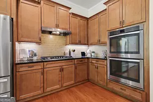 10130 Peaks Pkwy, Alpharetta, GA 30004 - Photo 16