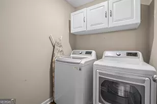 1403 Evergreen Trl, Hinesville, GA 31313 - Photo 16