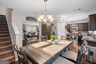 1403 Evergreen Trl, Hinesville, GA 31313 - Photo 14