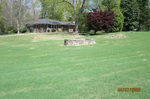 1356 Enota Ave NE, Gainesville, GA 30501 - Photo 2