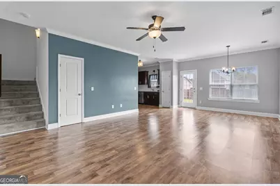 744 Fairview Circle, Hinesville, GA 31313 - Photo 4