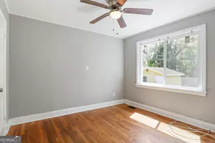 2403 E 37th St, Savannah, GA 31404 - Photo 8