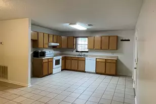 205 Merlin St, East Dublin, GA 31027 - Photo 4