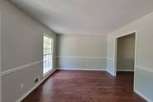 679 Wellington Way, Jonesboro, GA 30238 - Photo 8