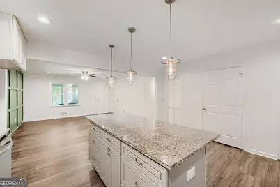 155 Covington Avenue NE, Marietta, GA 30060 - Photo 14