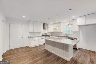 155 Covington Ave NE, Marietta, GA 30060 - Photo 12