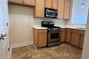 799 Hammond Dr, Atlanta, GA 30328 - Photo 8