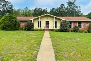1105 St Andrews Dr, Albany, GA 31707 - Photo 1