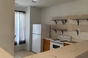 6071 Camden Forrest Dr, Riverdale, GA 30296 - Photo 4