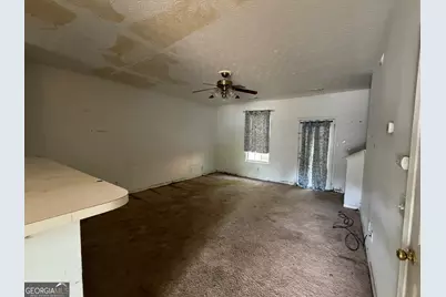 6071 Camden Forrest Drive, Riverdale, GA 30296 - Photo 6