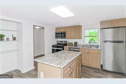 204 Mill Street, Barnesville, GA 30204 - Photo 14