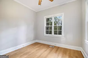 960 Landmark Dr, Atlanta, GA 30342 - Photo 22