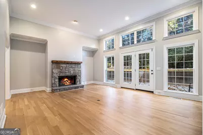 960 Landmark Drive, Atlanta, GA 30342 - Photo 8