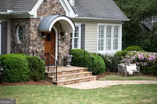 3146 Peachtree Dr NE, Atlanta, GA 30305 - Photo 2