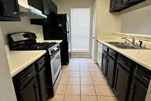 1011 Hampton Hill Ct, Lawrenceville, GA 30044 - Photo 4