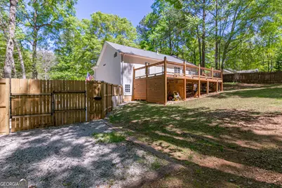 230 Winchester Drive, Sharpsburg, GA 30277 - Photo 4