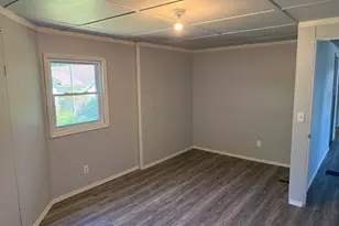 342 Phillips Cir, Royston, GA 30662 - Photo 12