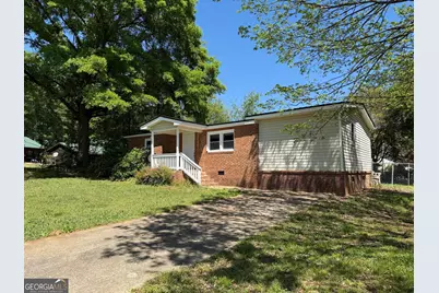 342 Phillips Circle, Royston, GA 30662 - Photo 1