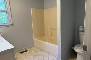 342 Phillips Cir, Royston, GA 30662 - Photo 18