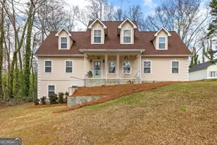 1605 Pinebrook Dr, Griffin, GA 30224 - Photo 2