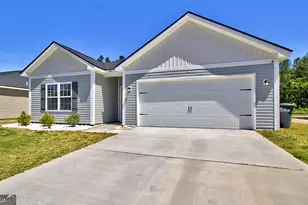 183 W W Winn Ave, Hinesville, GA 31313 - Photo 2