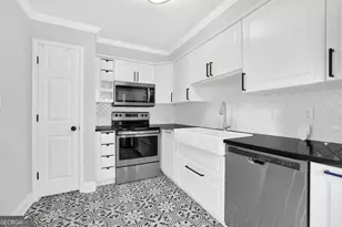 1104 Pine Heights Dr NE, Atlanta, GA 30324 - Photo 22