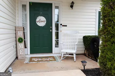 175 Courtyard Lane, Newnan, GA 30265 - Photo 2