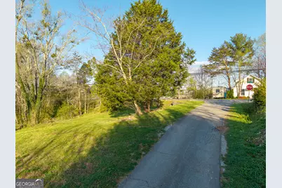 291 E Second Street, Blue Ridge, GA 30513 - Photo 2