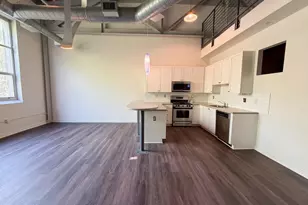 400 Village Parkway NE, Atlanta, GA 30306 - Photo 8