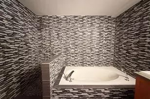 400 Village Parkway NE, Atlanta, GA 30306 - Photo 22