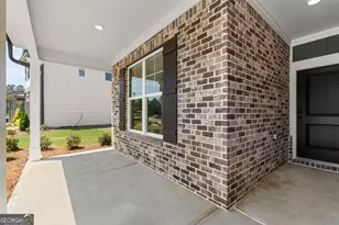 118 Maplewood Ln, Conyers, GA 30094 - Photo 2