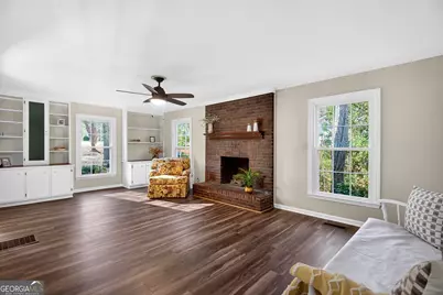 217 Baywood Circle, Lagrange, GA 30240 - Photo 8